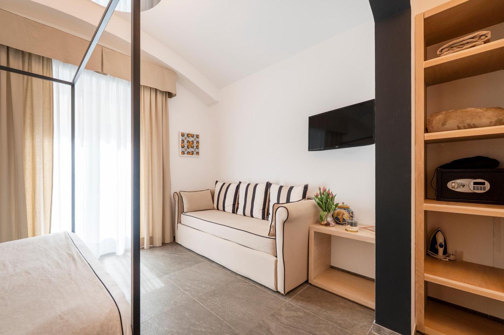 Aparthotel La Dimora Di Cornelia à Sorrente Extérieur photo